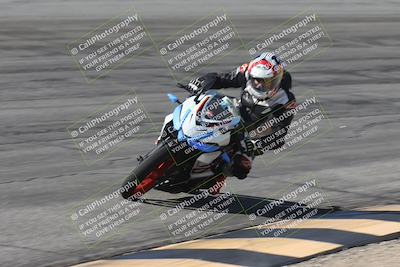 media/Oct-13-2025-Moto Forza (Mon) [[a66d839500]]/4-C Group/Session 2 (Bowl)/